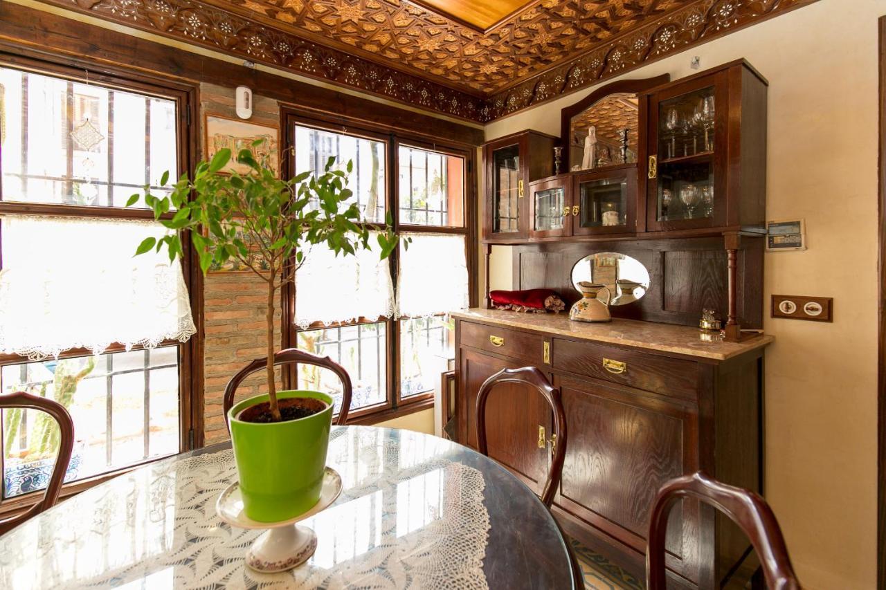 Charming Andalusian House - Free Parking Villa Granada Eksteriør billede